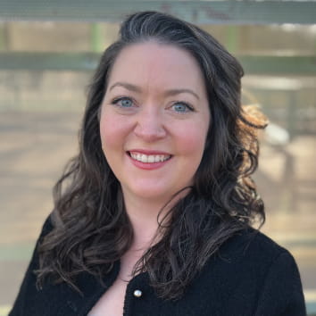 Headshot of Jessica Washington.