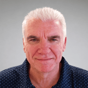Headshot image of Ross Pettit