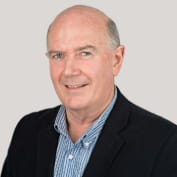 Headshot image of Stephen Mann