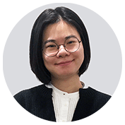 Headshot of Xu Hu.