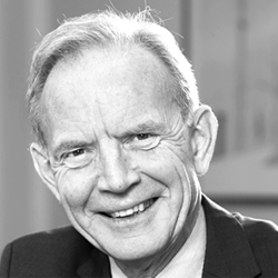 Headshot of Mads Ovlisen.