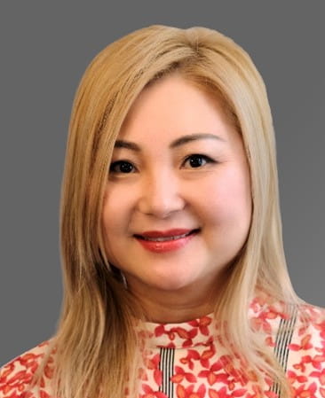 Headshot portrait of Heidi Chen